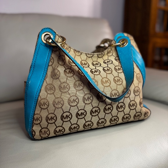 Michael Kors Monogram Drawstring Shoulder Bag – Turquoise Trim (Rare!) - Picture 4 of 5